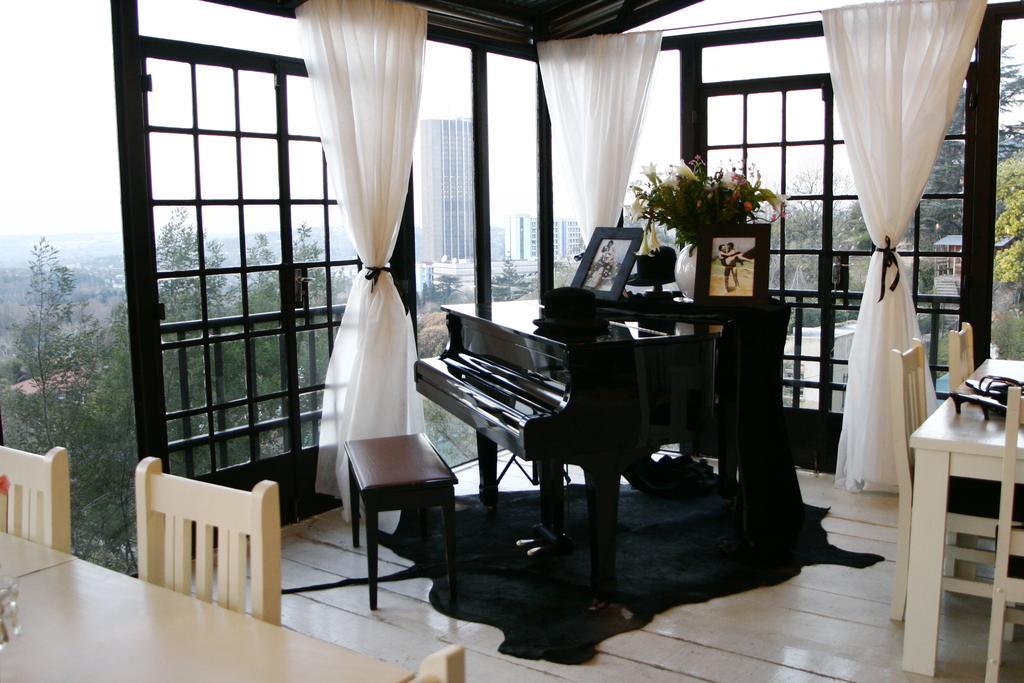 Zietsies Guest House Йоганнесбурґ Екстер'єр фото